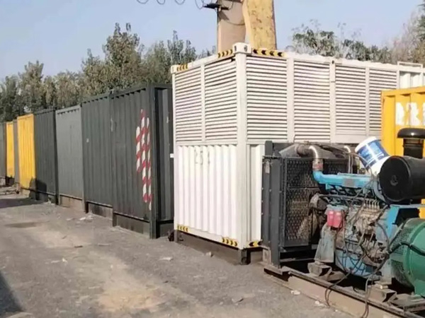 吴中200KW柴油发电机机组每小时油耗是多少?